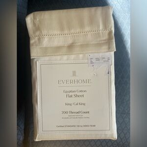 Everhome Egyptian Cotton King flat  sheet Ivory 700 thread count NWT